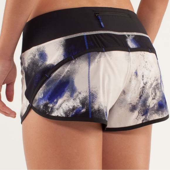 Milky Way multi print black speed up shorts low rise size 6 - Picture 6 of 7